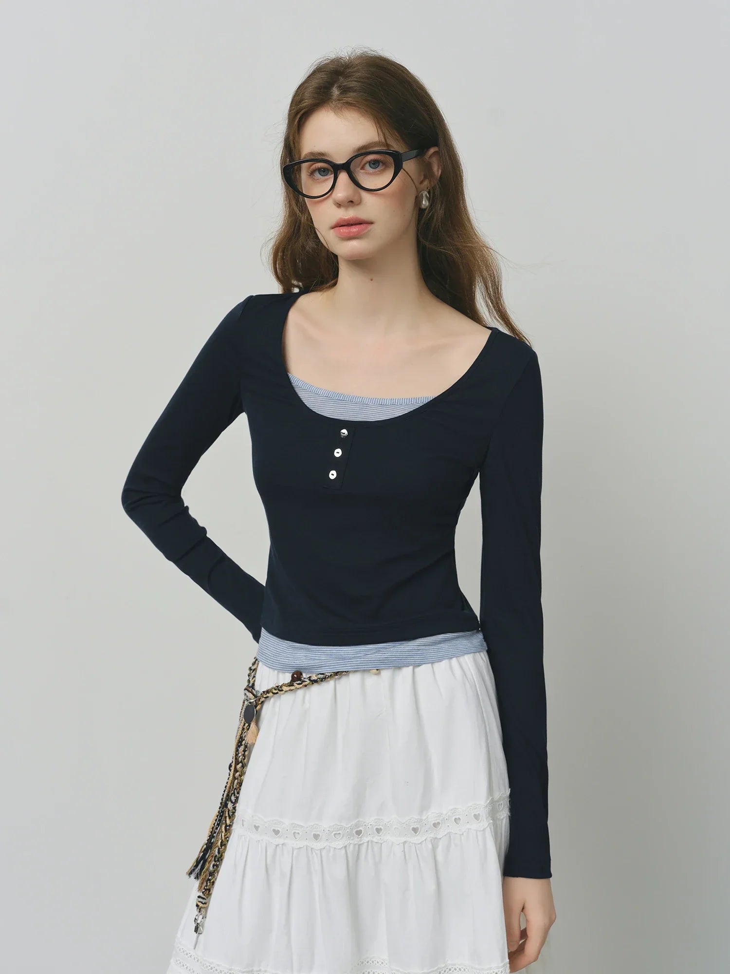 FSLE Autumn Elegant Contrast Color Fake 2 Piece T-shirt Female 2025 Autumn New Korean Style Pink Large U-neck Long-sleeved Top