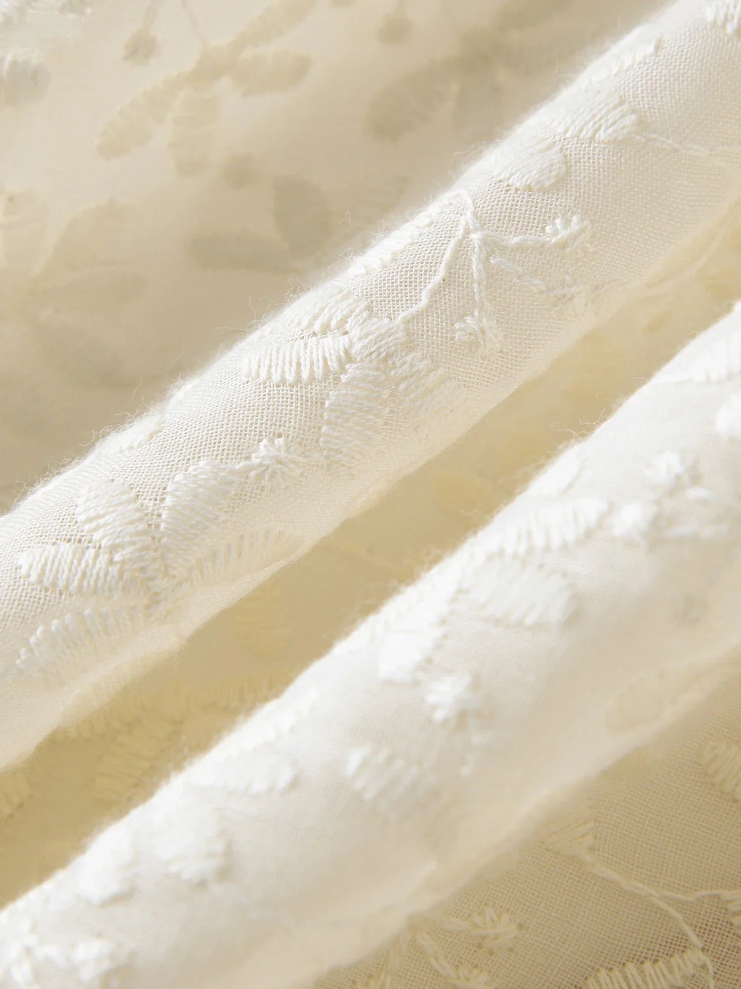 Elegant V-Neck Maxi Dress with Lace