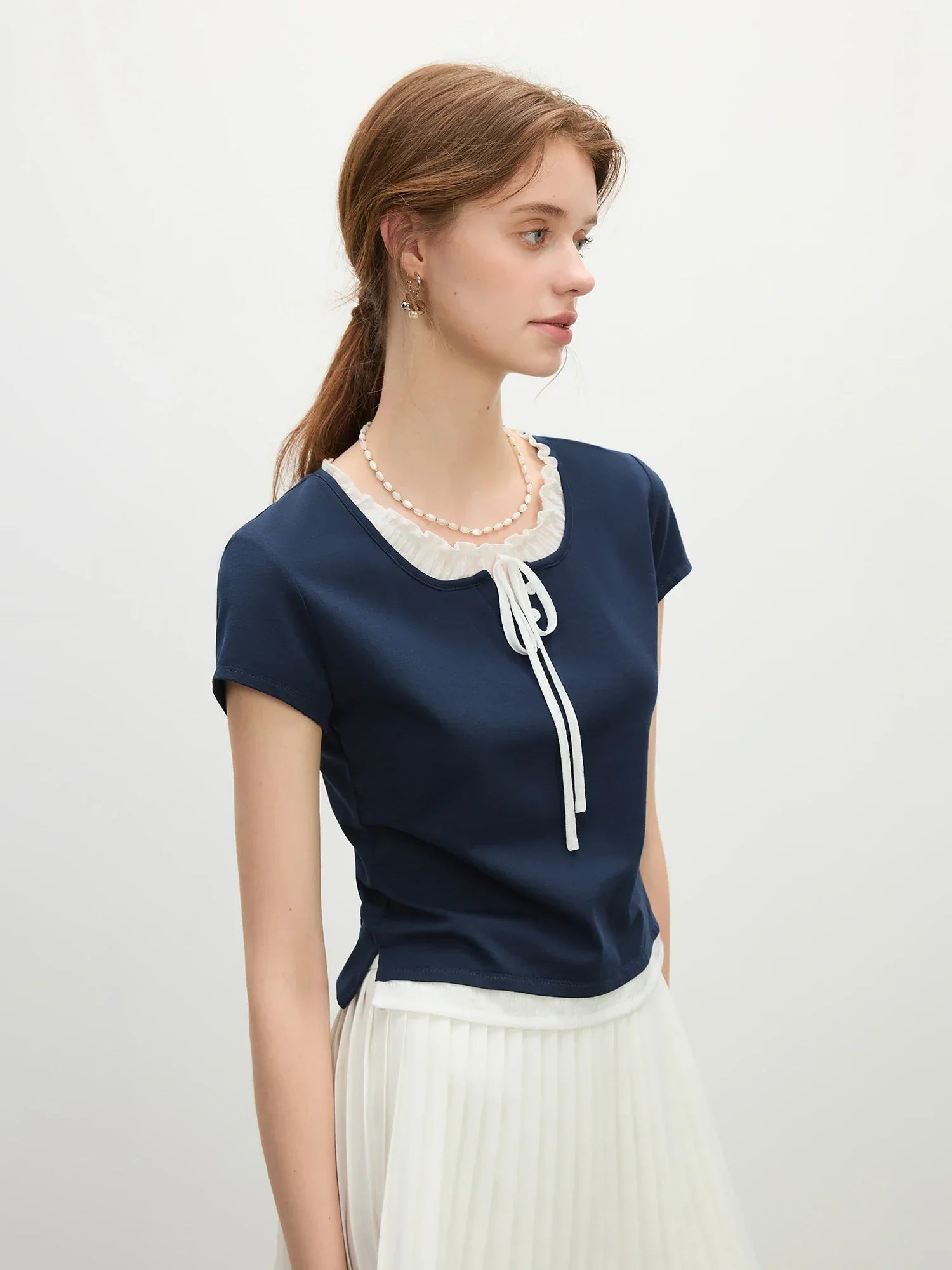 FSLE Sweet Navy Blue Age-reducing Fake Two-piece T-shirt for Women Summer 2025 New Arrival Korean Style Simple Tops 25FS12223